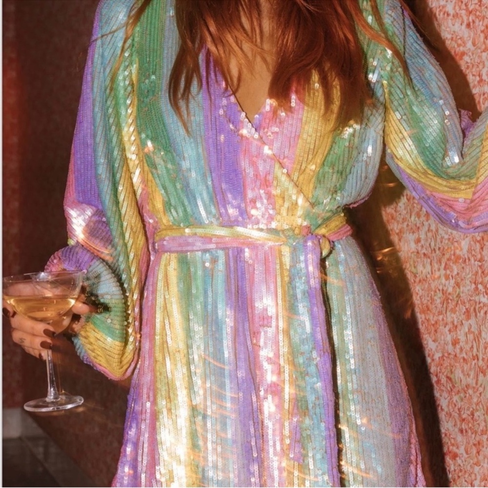 Show Me Your MuMu Rainbow Sequin Wrap